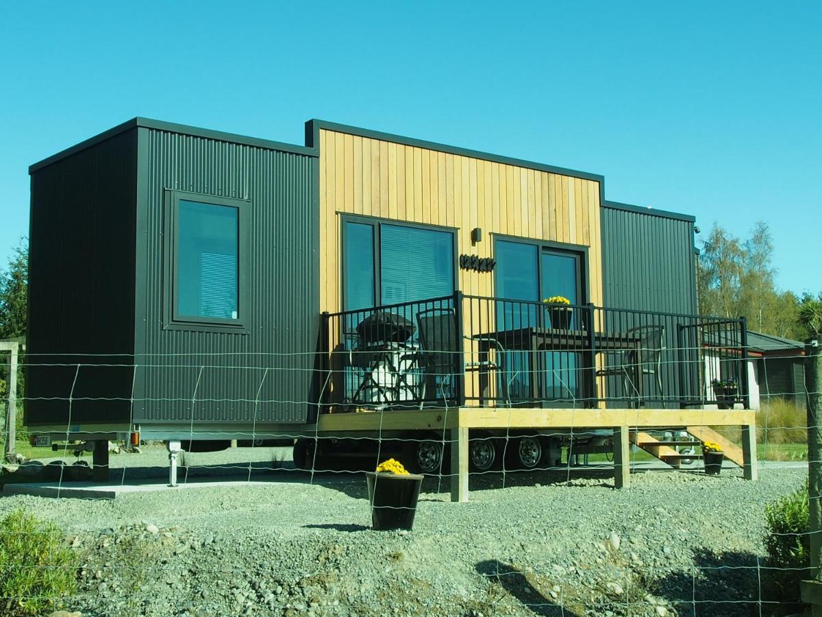 Boutique Tiny House - Te Anau Country Accommodation Exterior foto